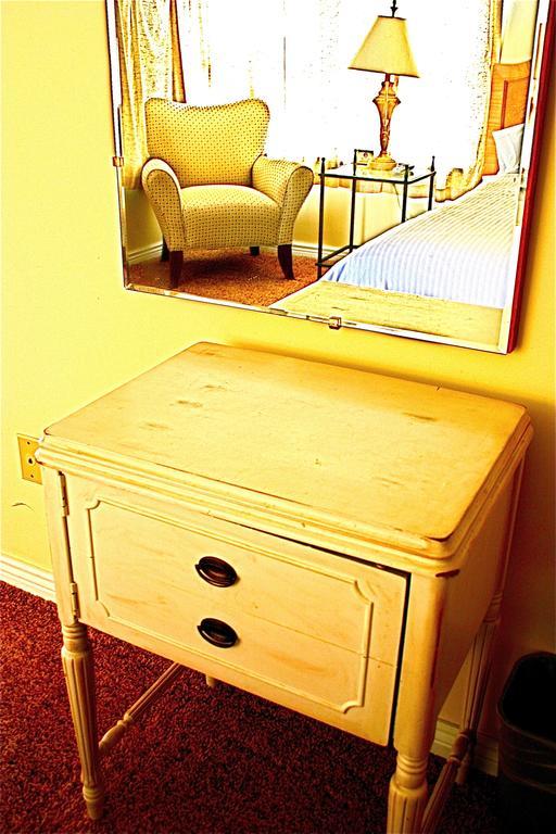 Marble Motel Tremonton Room photo